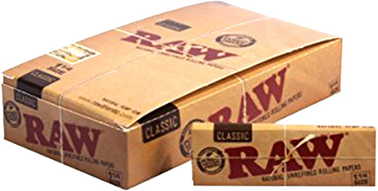 Raw Classic 1 1/4 Size Rolling Papers 24PK